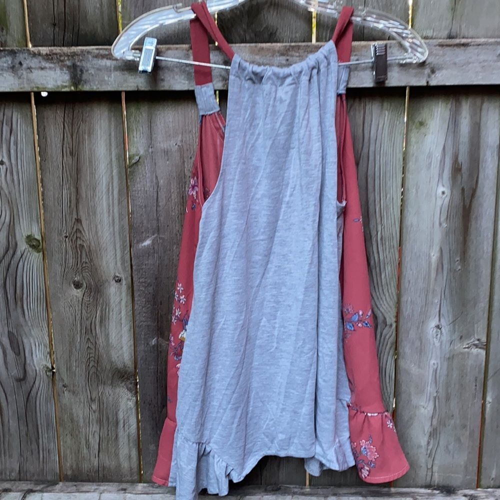 Jolt Ruffle Tank Top sz. M - Picture 3 of 3
